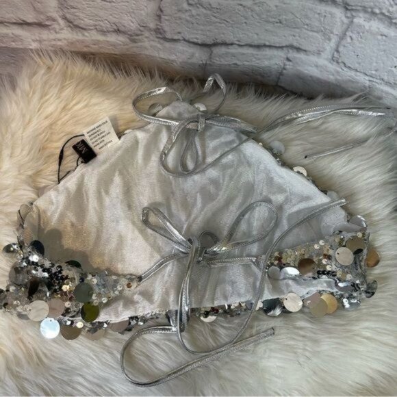 Micas silver sequins backless halter top Size Small New! - Picture 5 of 11
